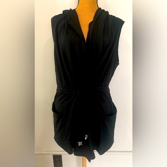 Tops - Women's Black, Hooded, Sleeveless Top with Tie Waist